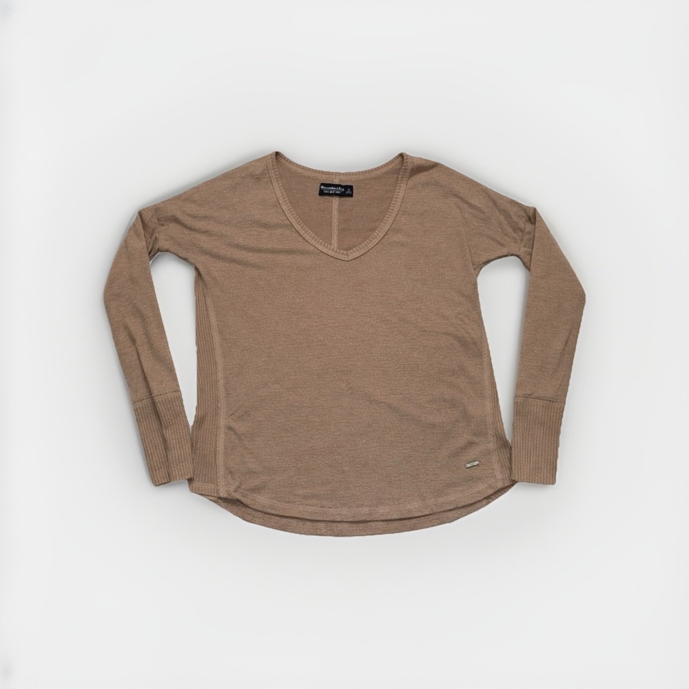 Abercrombie & Fitch Long Sleeve Women's S Tan A&F Collection Vneck Hem Split‎